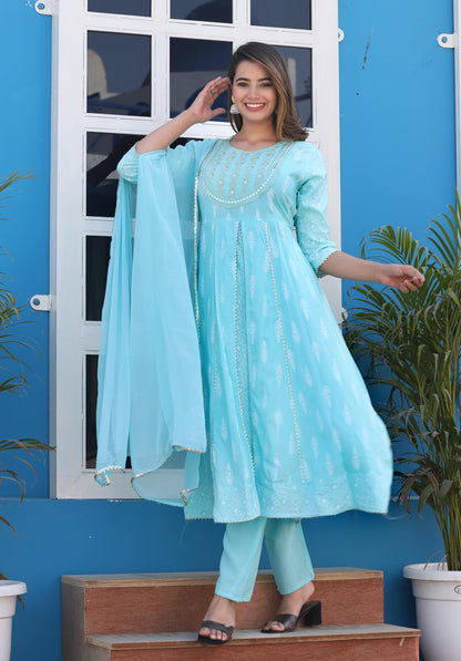 Rayon Printed Kurta with Pants & Dupatta Set for Women Long Middle Cut Kurtis